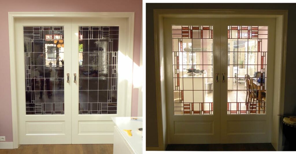 En suite deuren. Glas in lood.